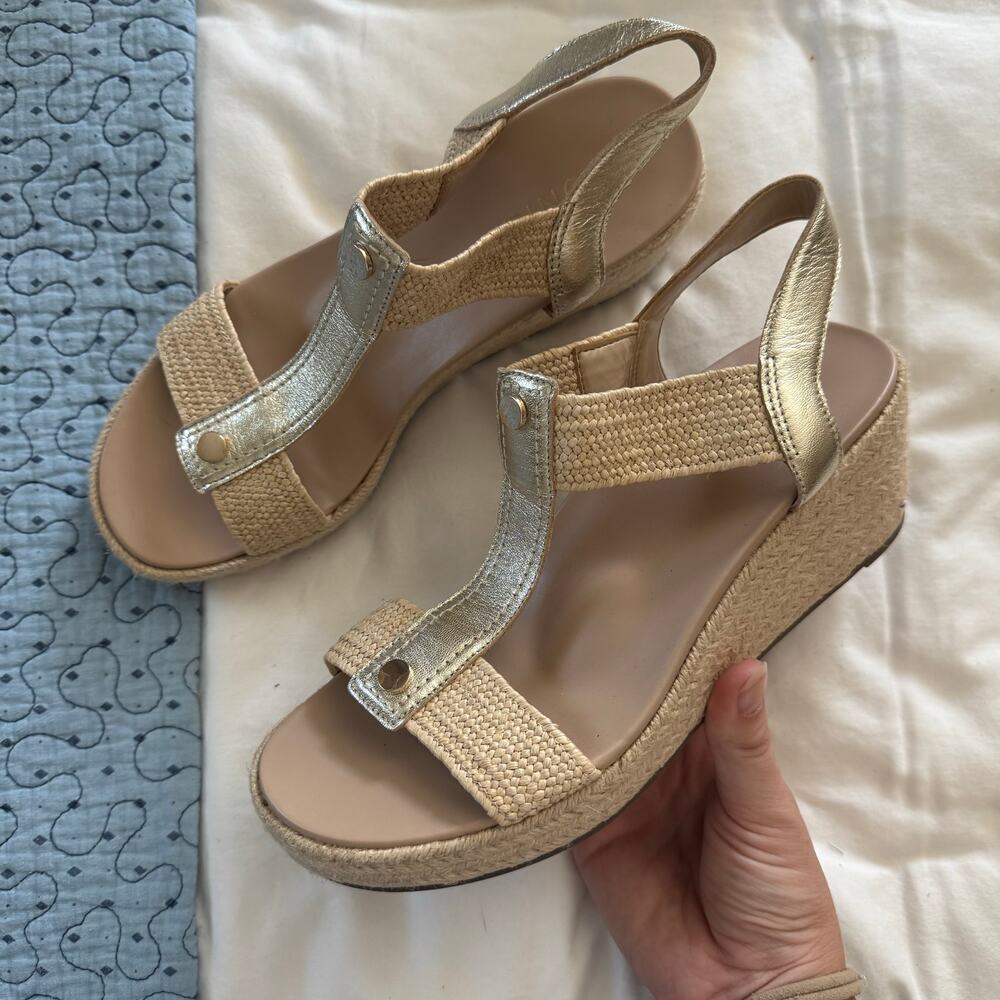 Vionic Women's Calera Wedges Gold Open Toe Size 8 Comfort
